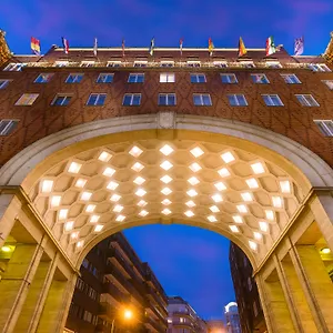 4* Otel Arcadia